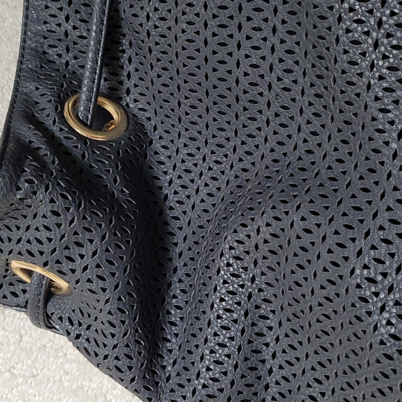 Black Vegan Leather Drawstring Bucket Bag - Picture 4 of 11